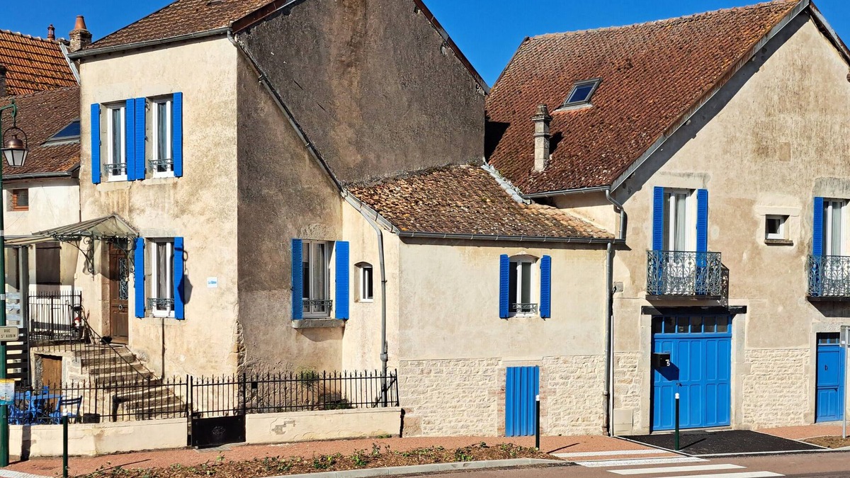 La Bussiere-sur-Ouche House | Vacation home in the Ouche Valley Situated between Dijon and Beaune.