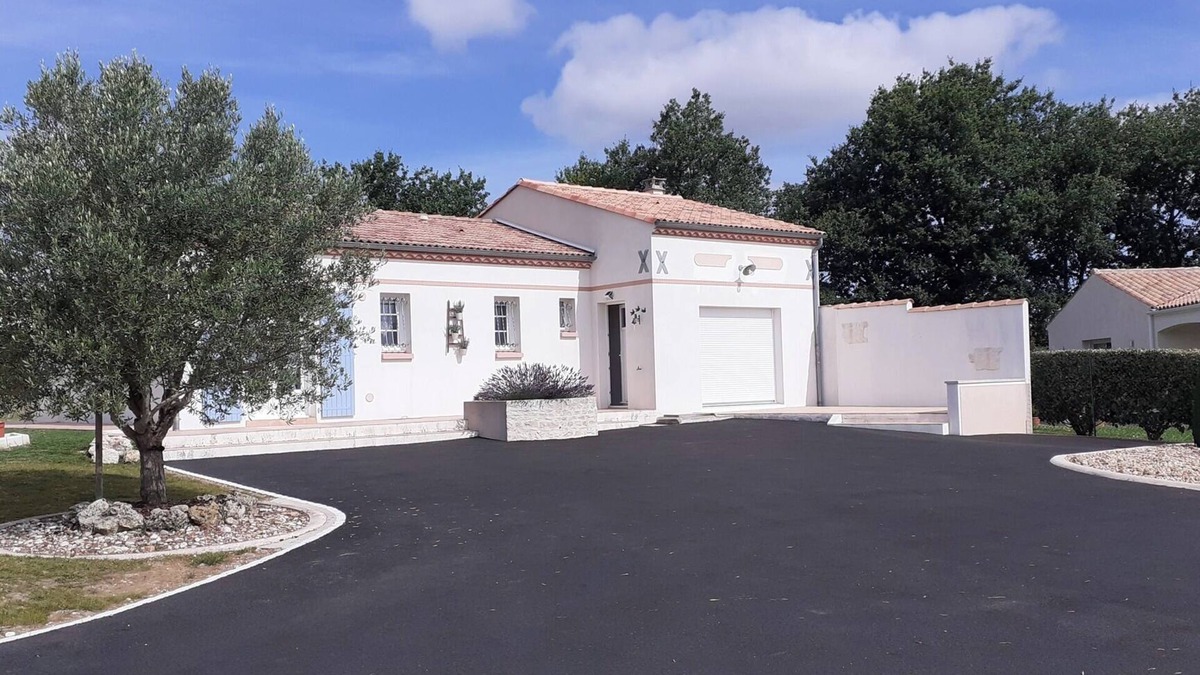 Saint-Sulpice-de-Royan House | Vacation home in Saint-Sulpice-de-Royan - Séjour Idéal en Charente-Maritime