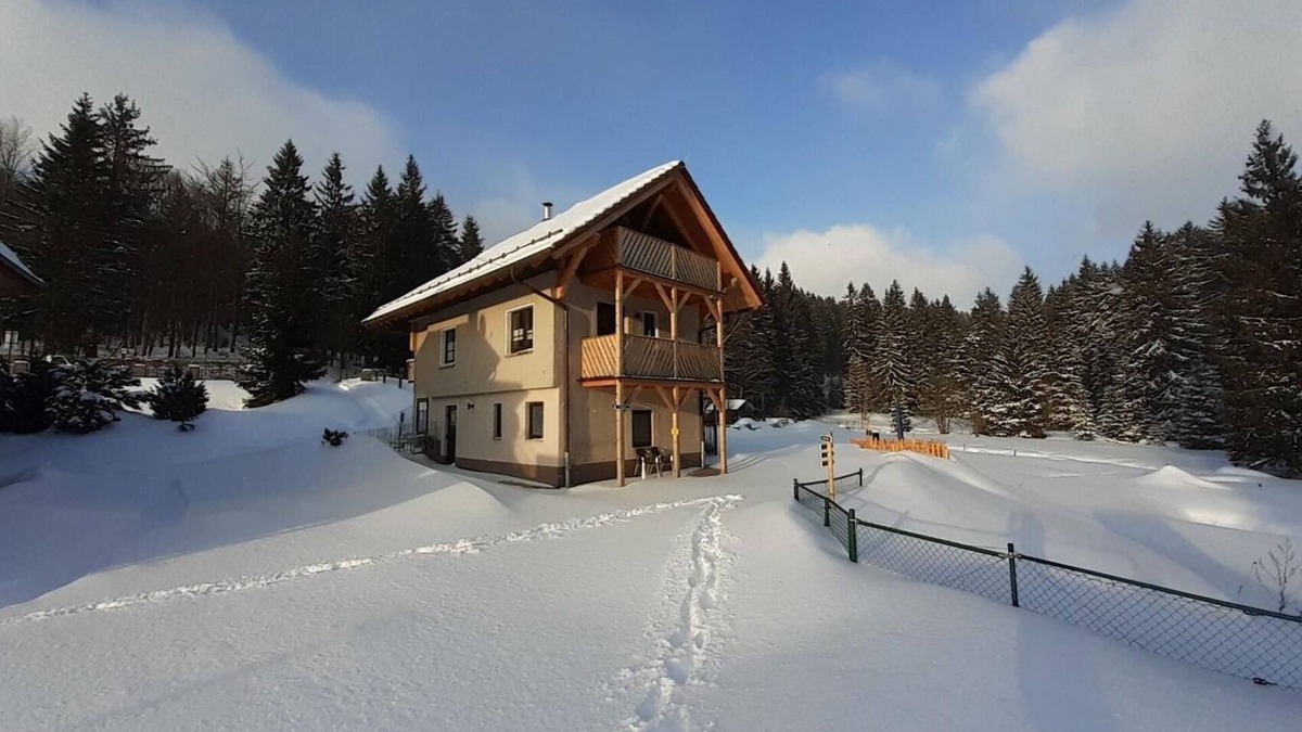 Oberschoenau House | Vacation home for 7 guests with 80m² in Steinbach Hallenberg (272725)