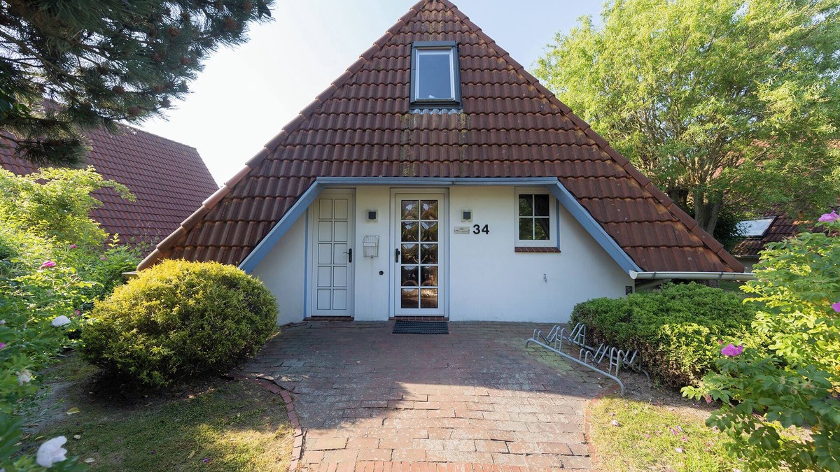 Dorumer Neufeld House | Vacation home Knechtsand 34, idyllic and close to the beach.