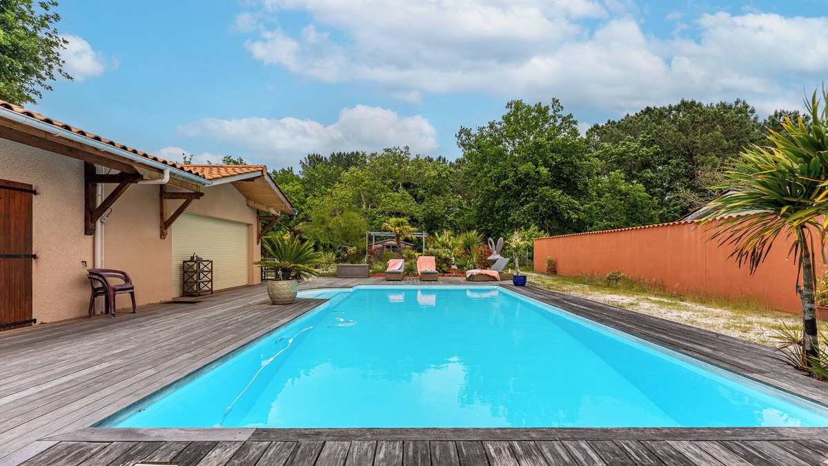 Grayan-Et-L'Hopital House | Vacation home 'La Farniente' with swimming pool
