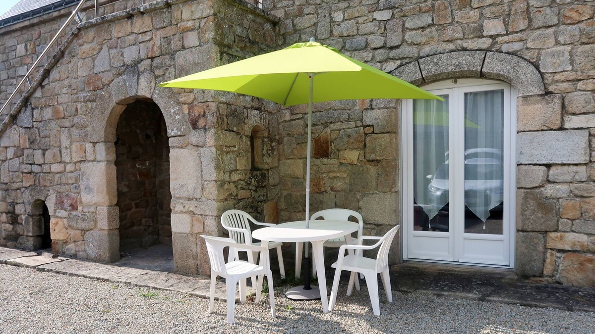Plouhinec House | Vacation home Houat by Interhome