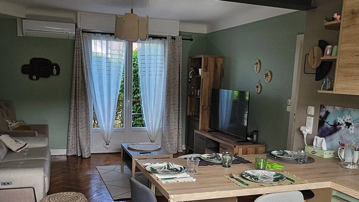 Dax House | Vacation home; 5 min from the center of Dax and 30 min from the beaches