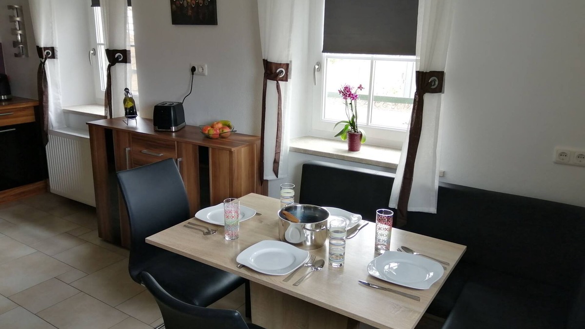 Laufen House | Vacation home 86 sqm, 2 bedrooms, living room with sofa bed, terrace and garden