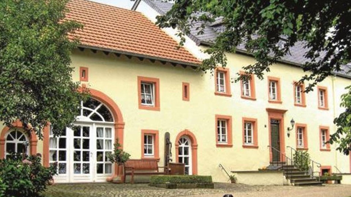 Nasingen Other | Vacation home Altes Backhaus - 4-bed vacation home Altes Backhaus