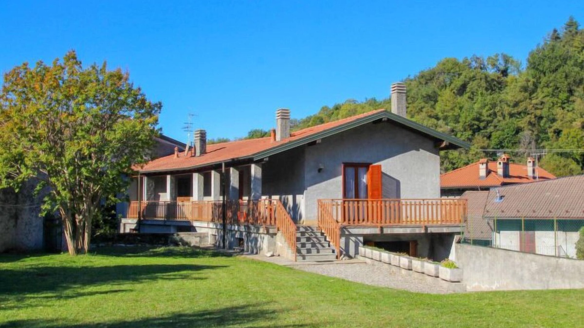 Castello House | Vacation home Angela by Interhome