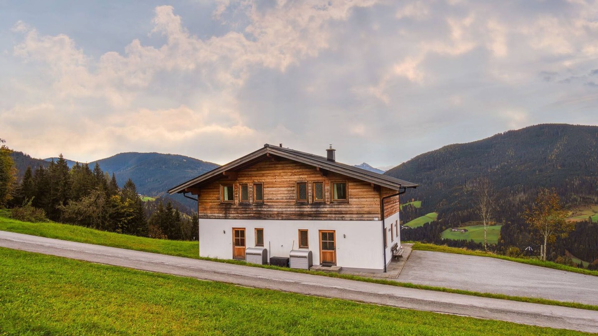 Eben im Pongau House | Vacation home Auer by Interhome