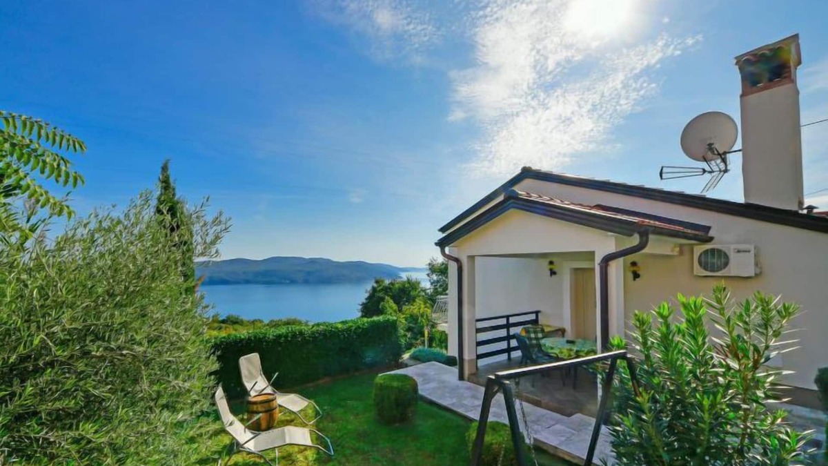 Zagore House | Vacation home Bruna by Interhome