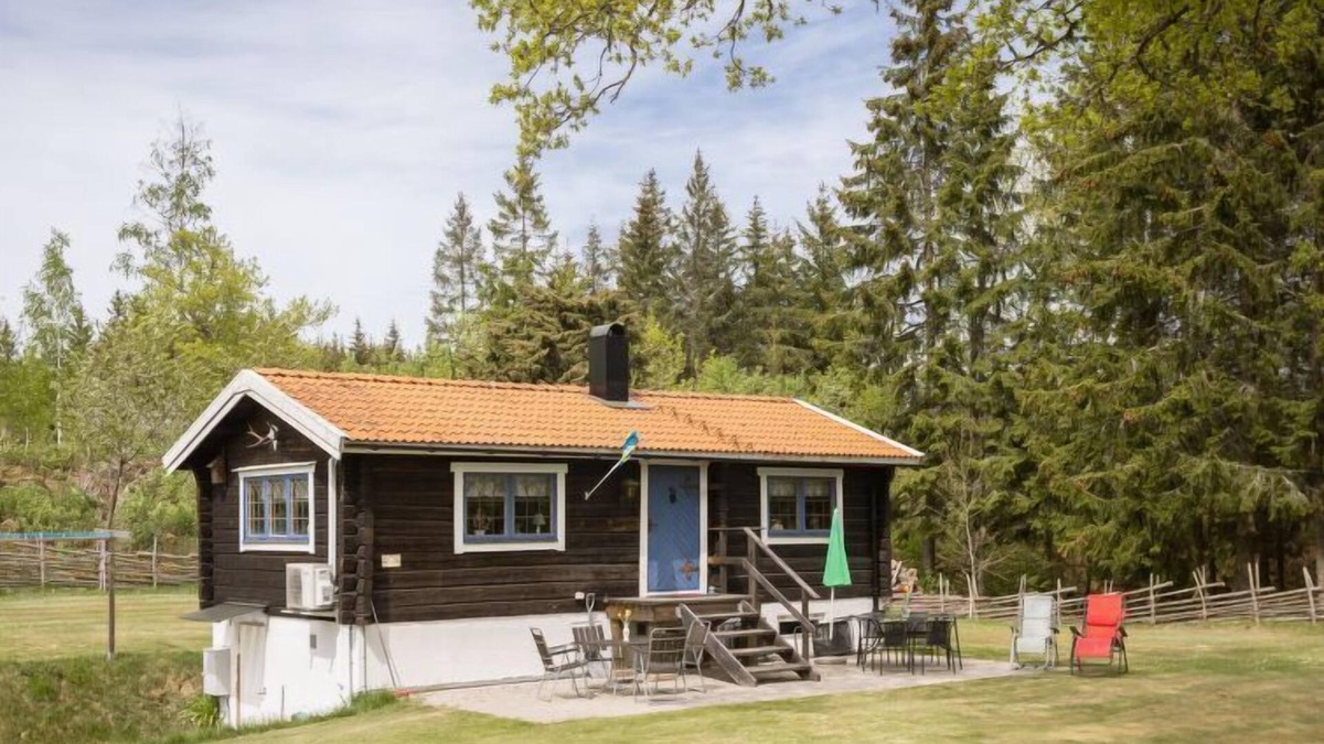 Granna House | Vacation home Bunn Lappland (SND116) in Gränna - 4 persons, 1 bedrooms