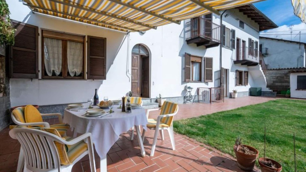 Cerro Tanaro House | Vacation home Ca' d'Angelo in Cerro Tanaro - 12 persons, 5 bedrooms