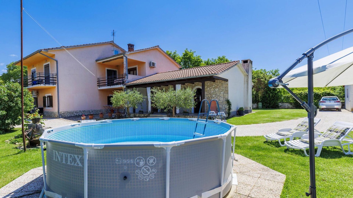 Sosici House | Vacation home Cekić by Interhome