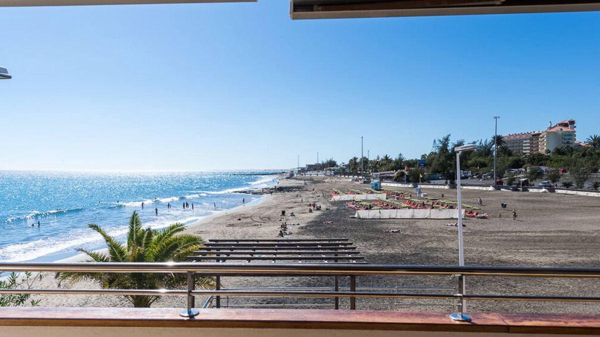 San Agustin House | Vacation Home "Chalet en la playa San Agustin" near Beach with Sea View, Balcony, A/C & Wi-Fi