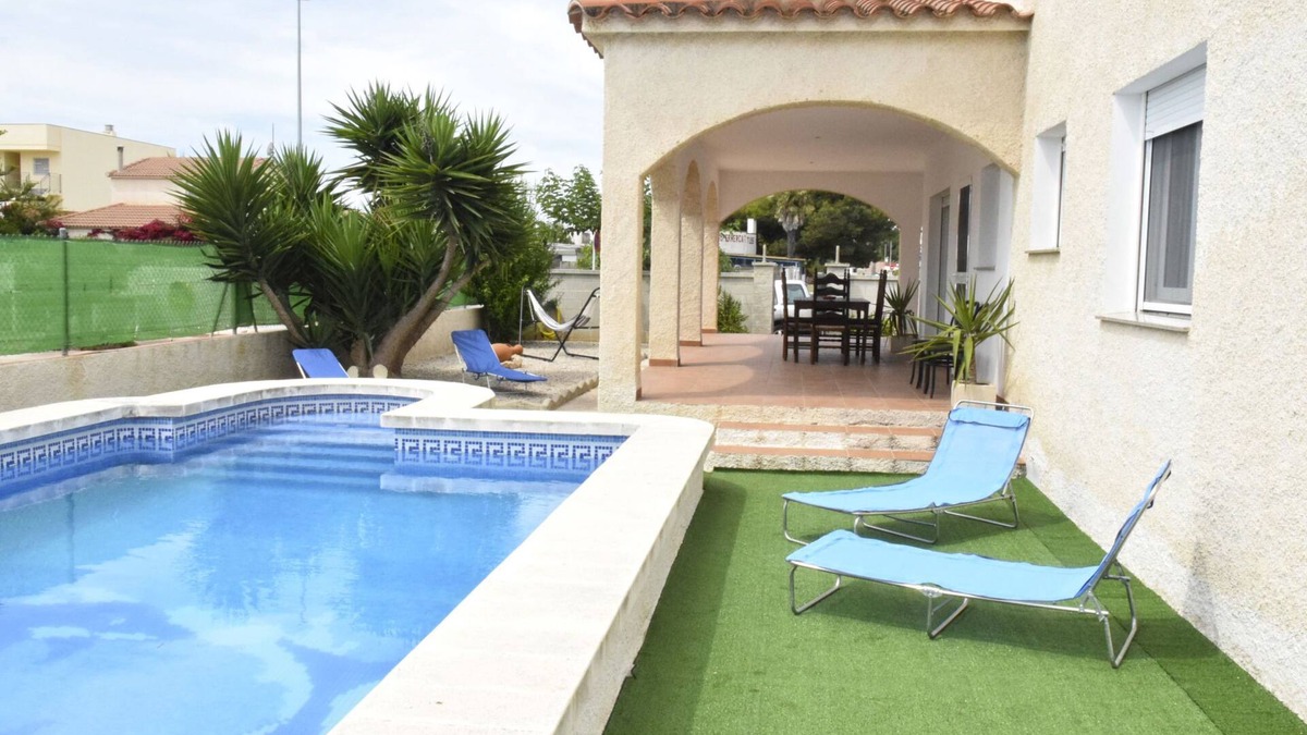 L'Eucaliptus House | Vacation home Dani by Interhome