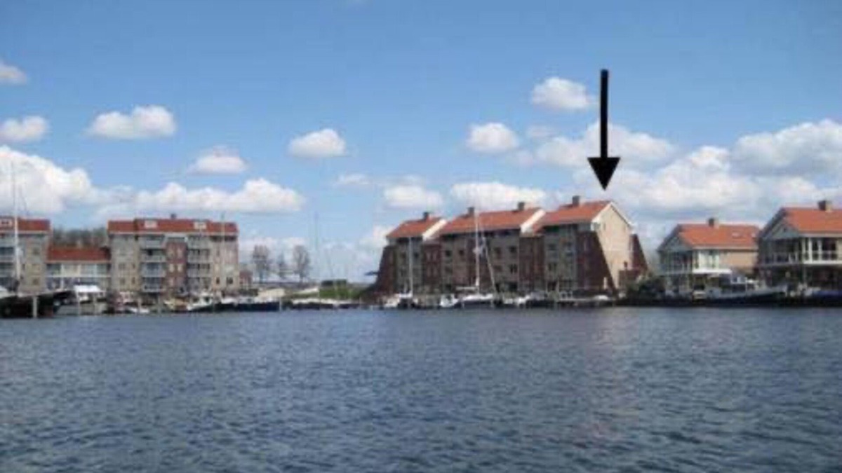 Halsteren House | Vacation home directly at the marina in Tholen
