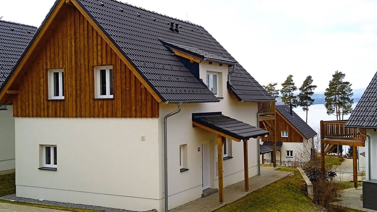 Lojzova Paseka House | Vacation home directly at the Lipno reservoir