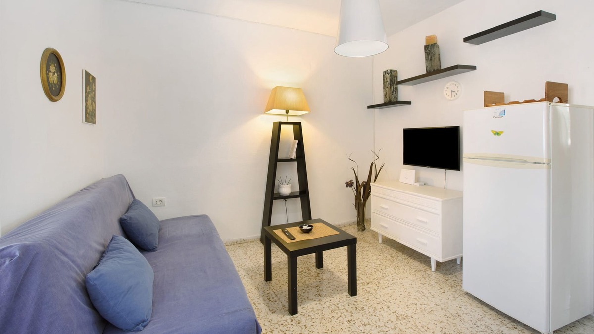 La Jaca Apartment | Vacation Home "El Drago 3" with Sea View, Private Terrace & Wi-Fi