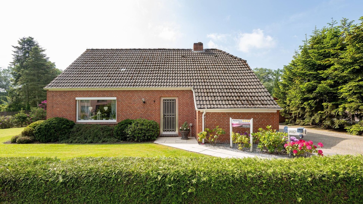 Hesel House | Vacation home Fehnkolonie 35189 - Vacation home Fehnkolonie