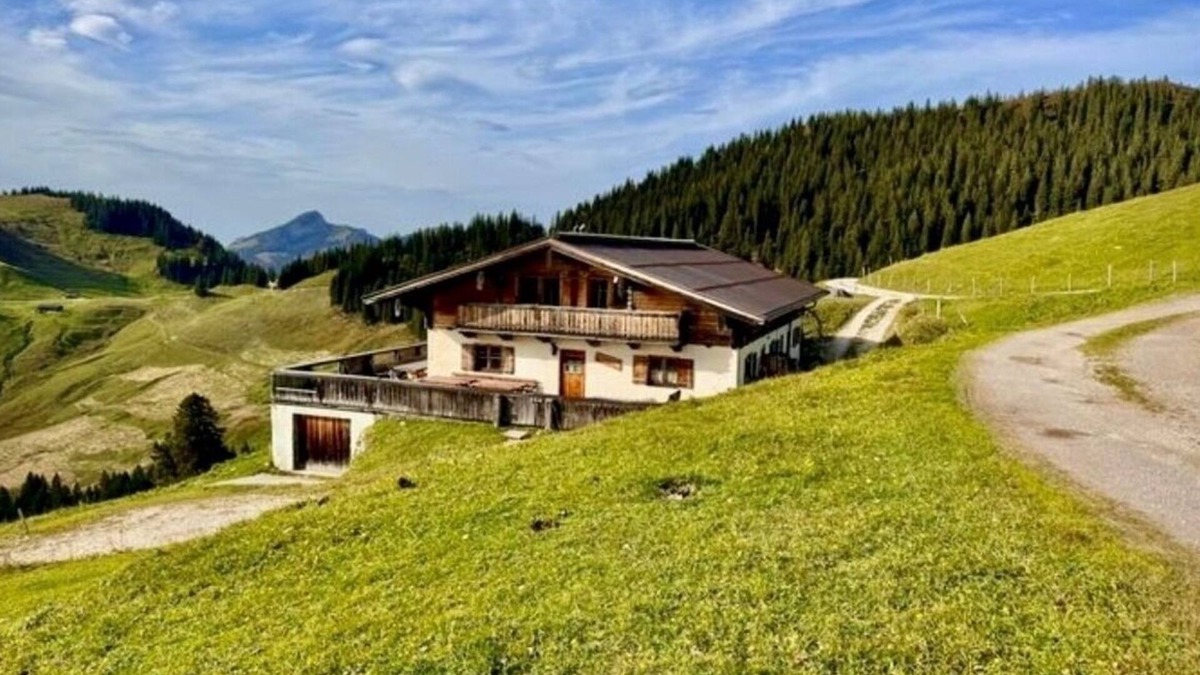 Rettenschoess House | Vacation home for 10 guests with 160m² in Walchsee (295464)