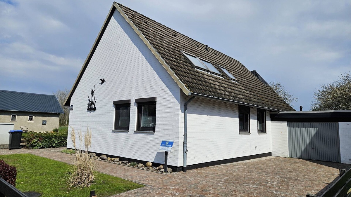 Dahme House | Vacation home for 7 guests with 125m² in Dahme (151094)