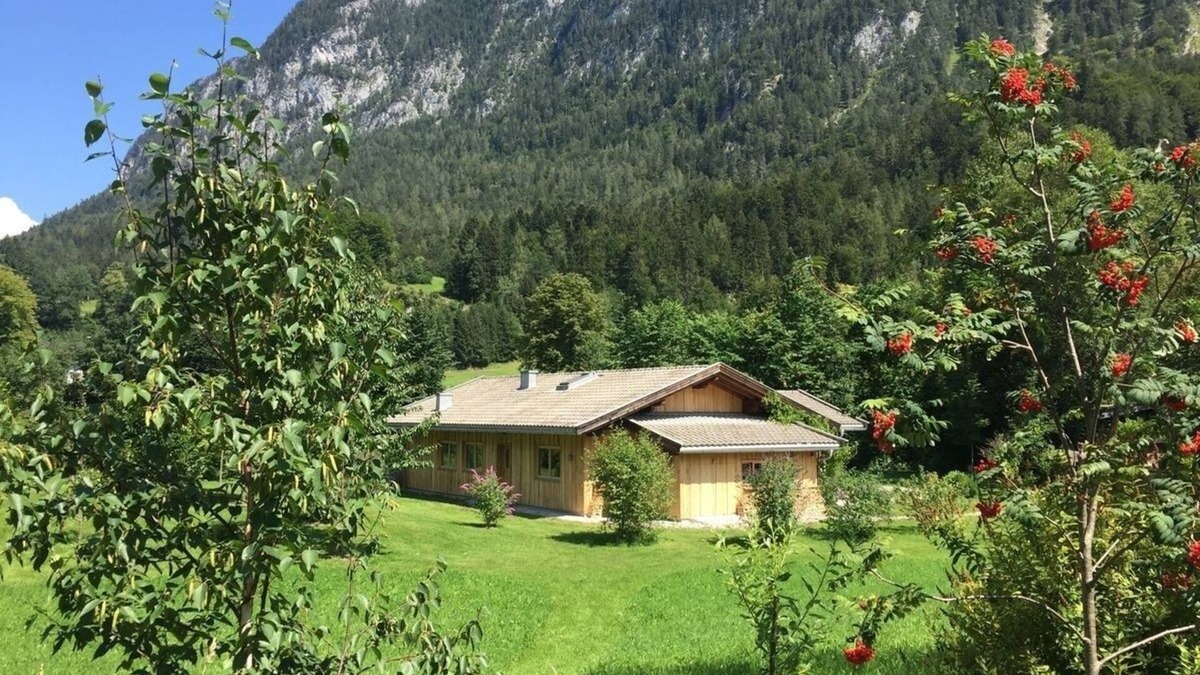 Unken House | Vacation home for 8 guests with 145m² in Unken (273642)