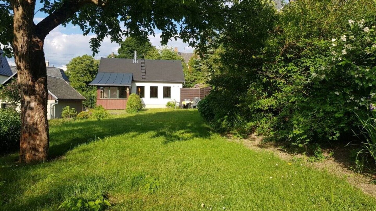 Markneukirchen House | Vacation home Gartenglück