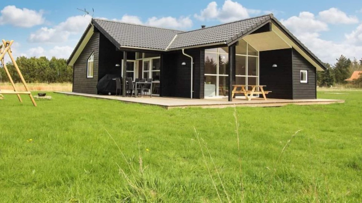 Nørklit House | Vacation home "Goesta" - 3km from the sea in NW Jutland in Frøstrup - 6 persons, 3 bedrooms