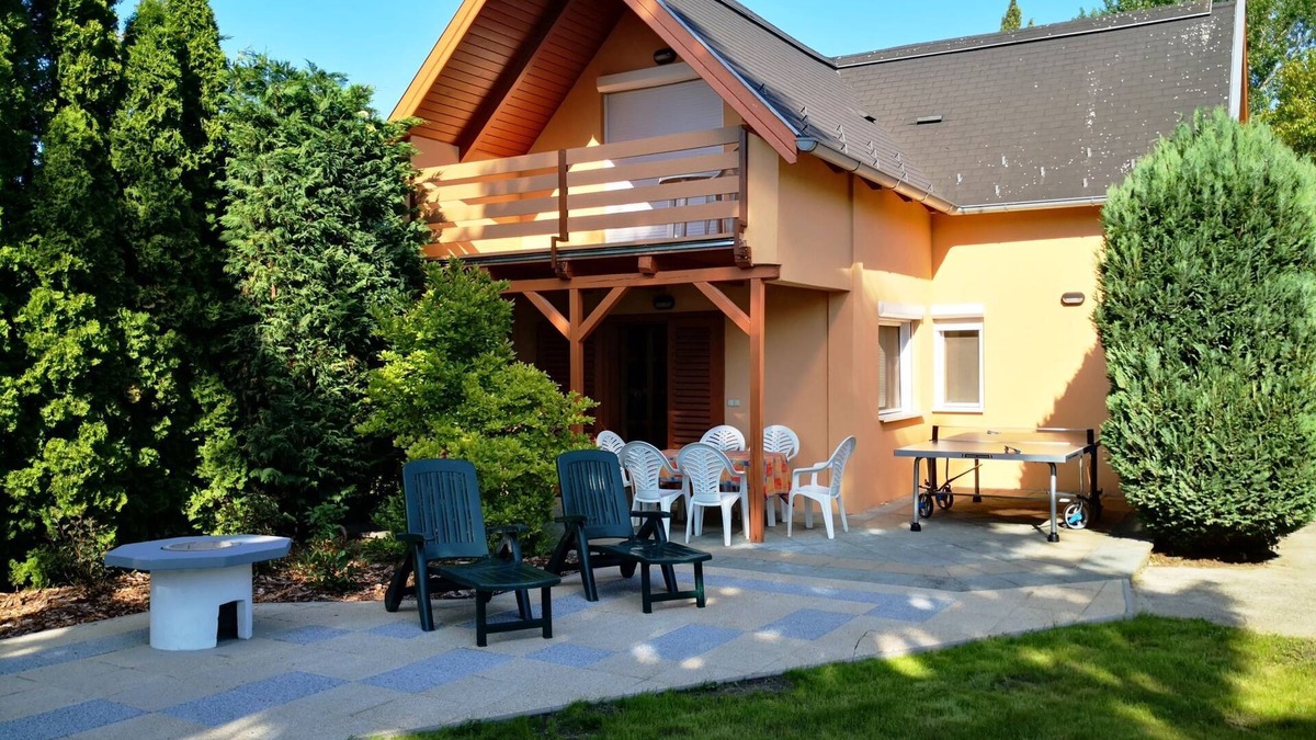 Fonyod House | Vacation home Hajnal by Interhome