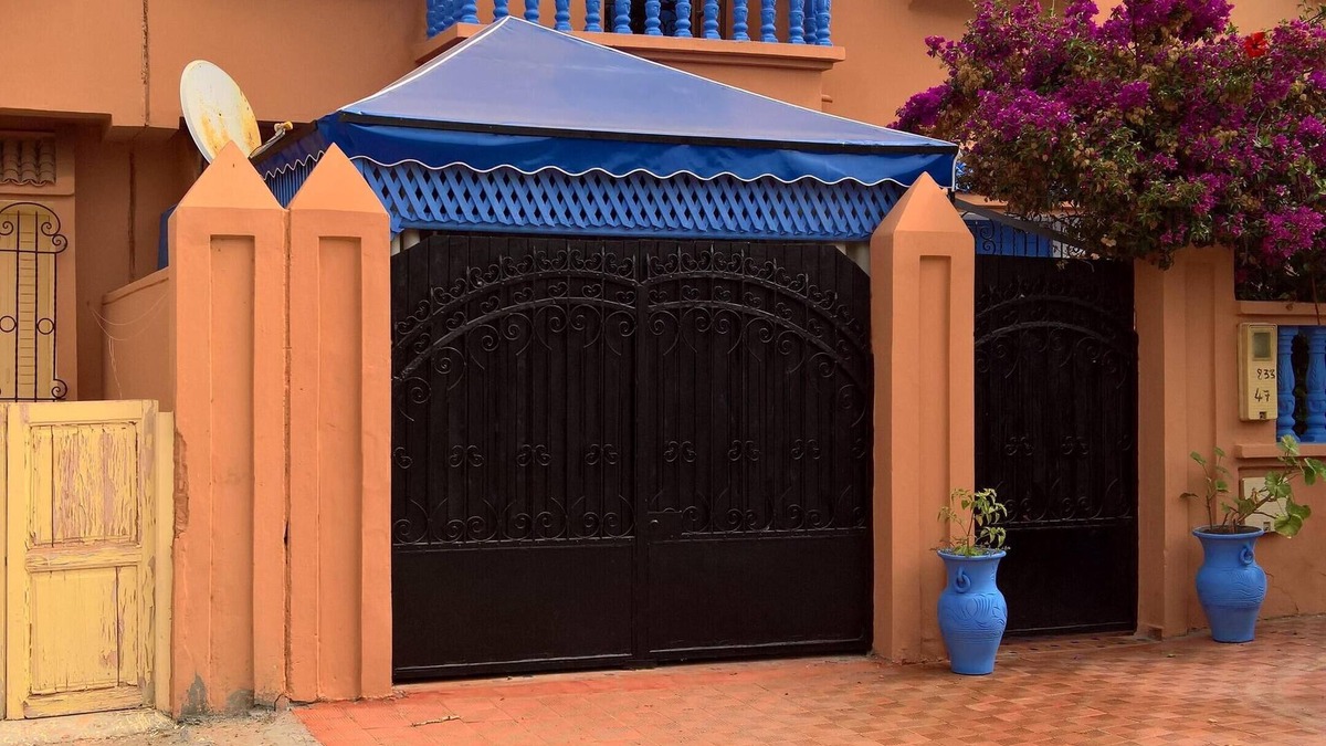 Souira Guedima House | Vacation home, holiday house, terraced house with fireplace