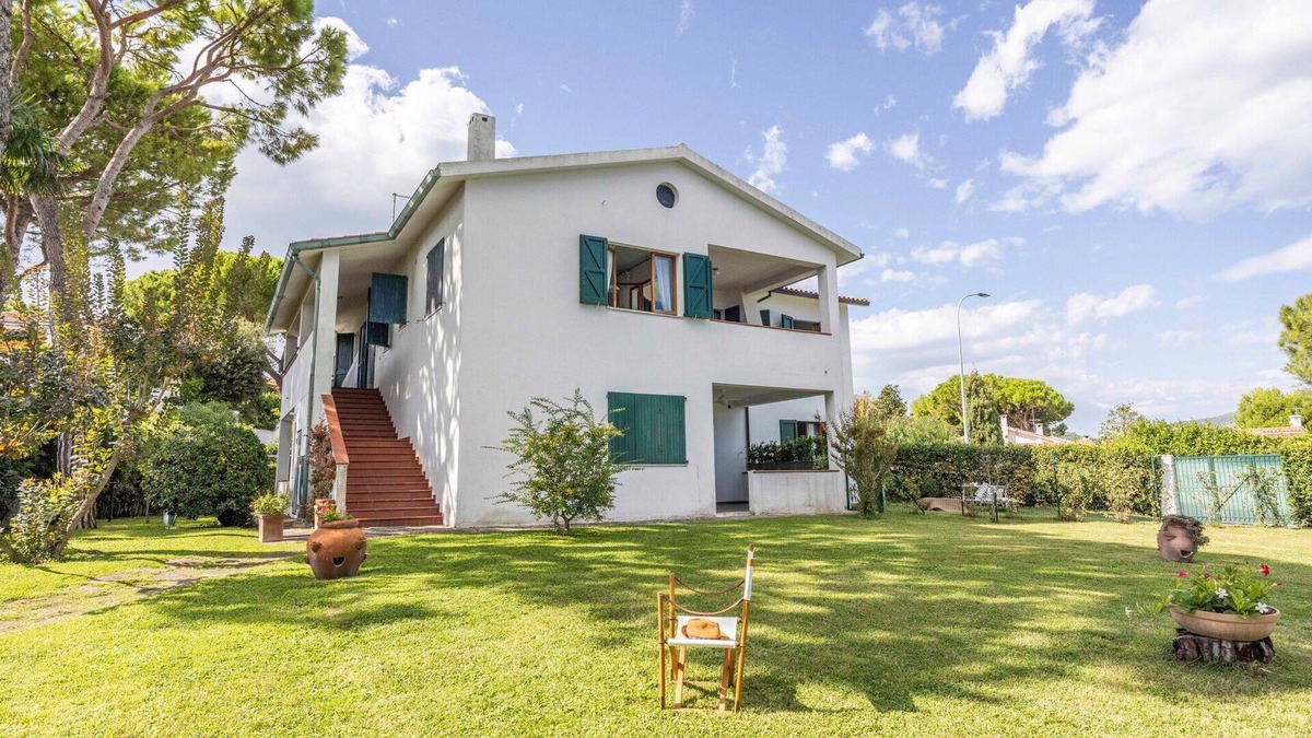 Villaggio Taunus House | Vacation Home in Numana with 3 bedrooms sleeps 7