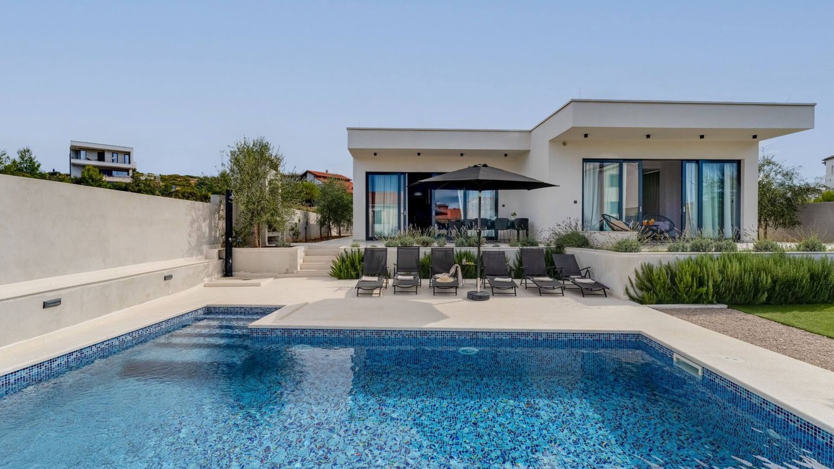 Brodarica House | Vacation home Inizio by Interhome