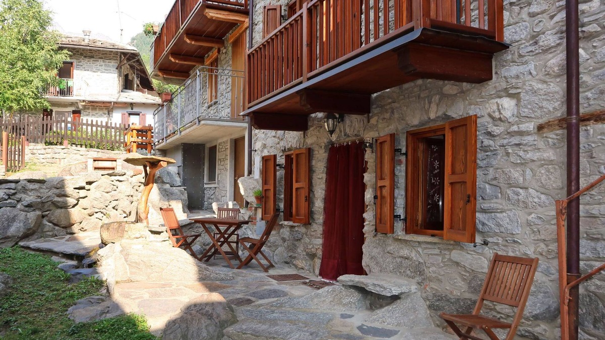 Noasca House | Vacation home Ivan by Interhome