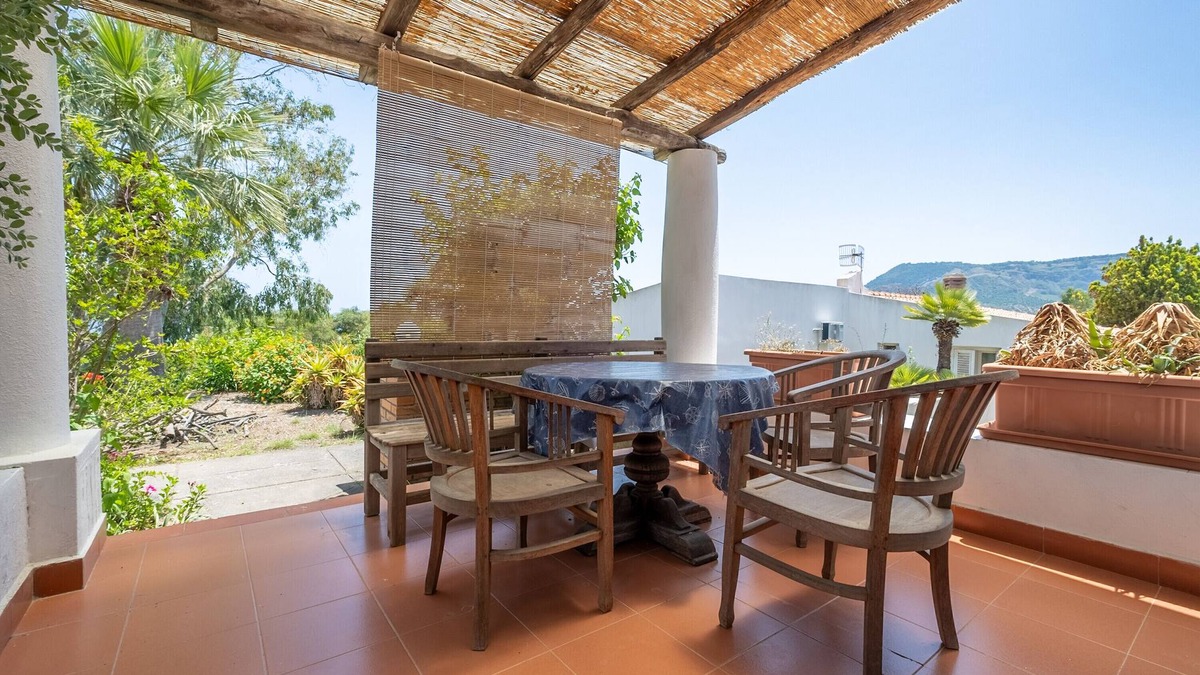 Vulcanello House | Vacation Home "Jerà C18 Bis Vista Mare" with Sea View, Private Terraces & Wi-Fi