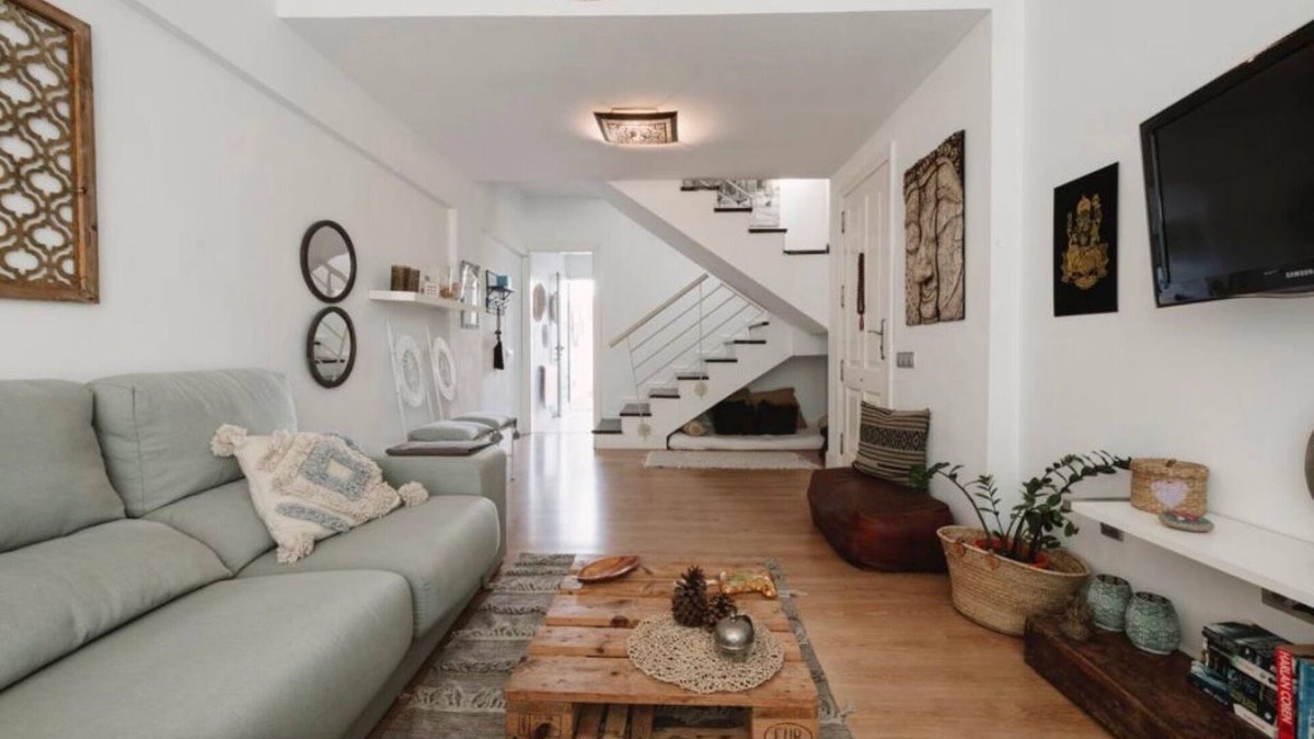 Telde House | Vacation Home 'La Casita De Vanessa 2' with Sea View, Private Terrace and Wi-Fi