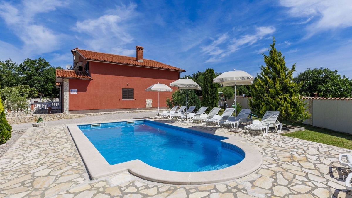 Rogocana House | Vacation home Maric by Interhome
