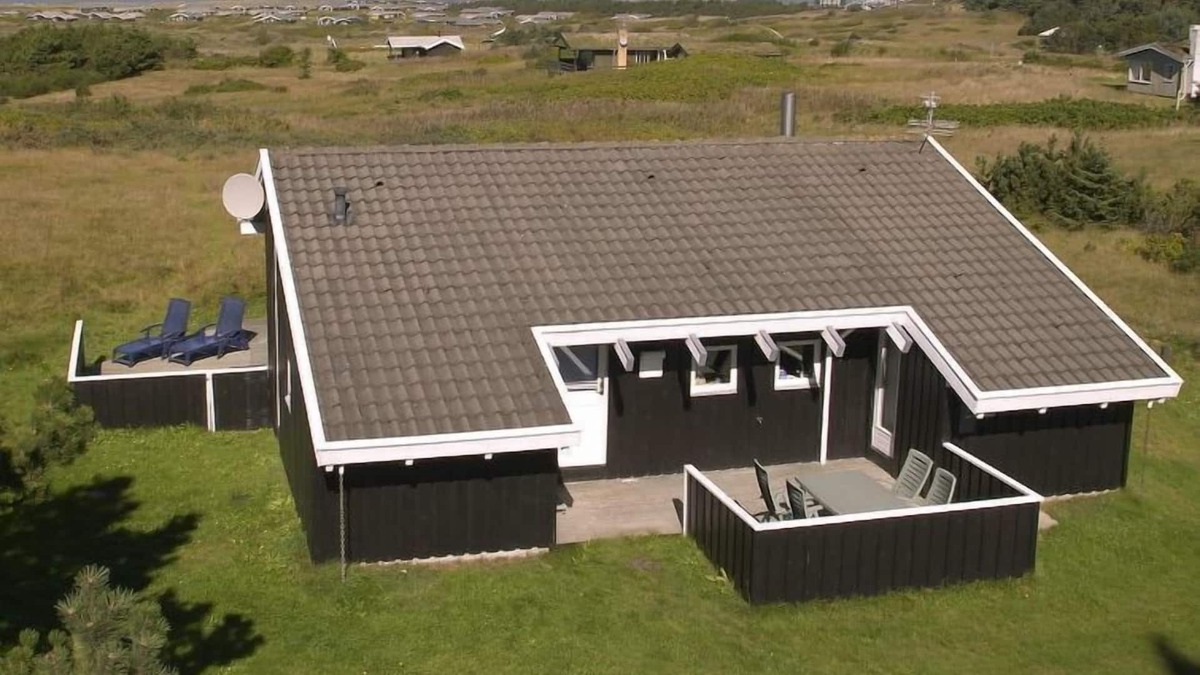 Skallerup Klit House | Vacation home "Merete" - 900m from the sea in NW Jutland in Hjørring - 6 persons, 3 bedrooms