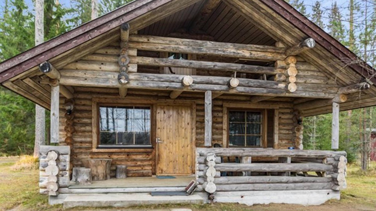 Hankasalmi House | Vacation home Mikko by Interhome