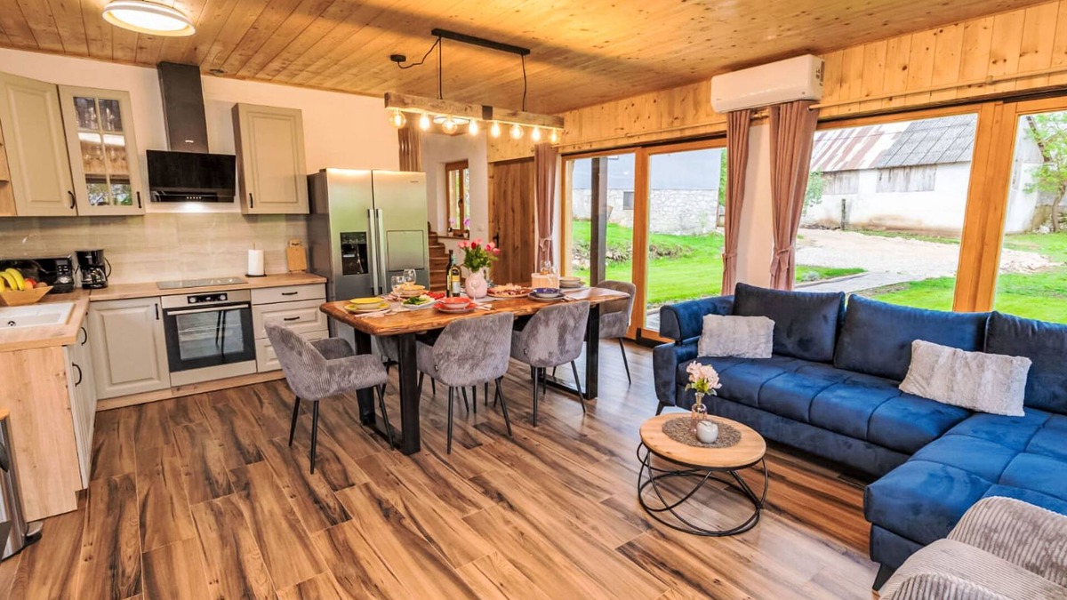 Seliste House | Vacation home Mirjam by Interhome