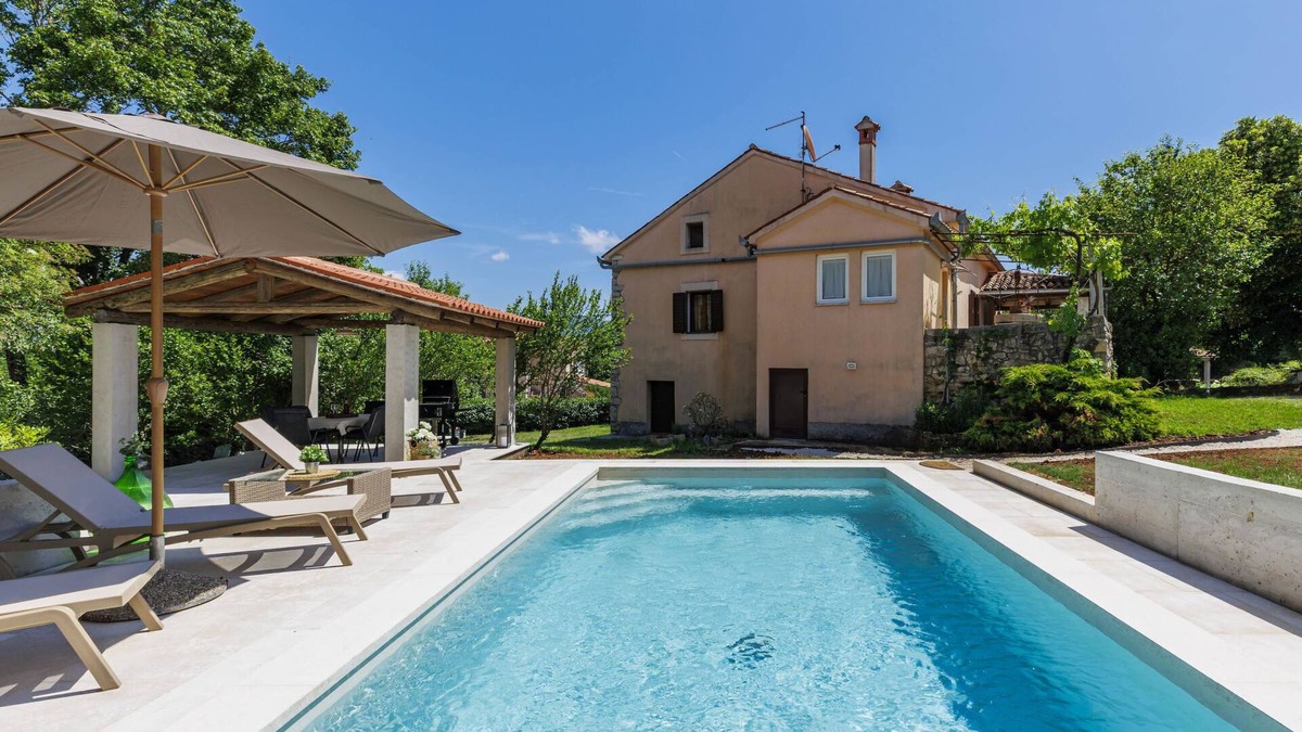 Krsan House | Vacation home Nino by Interhome