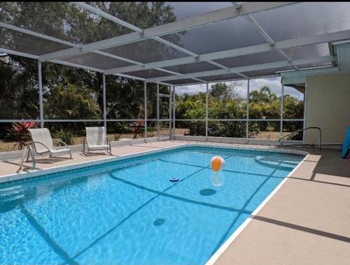 Venice Gardens House | Vacation Home on Coral Sands