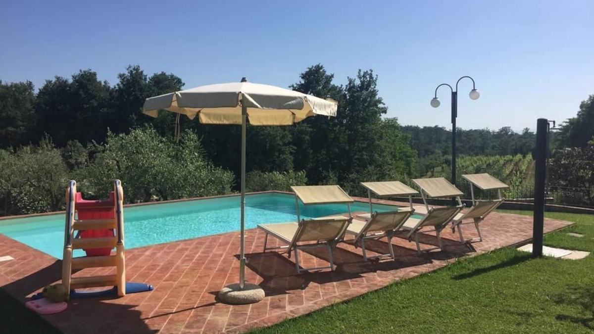 Pontedera House | VACATION HOME, OUTDOOR OVEN IN THE PORCH 6 BEDS