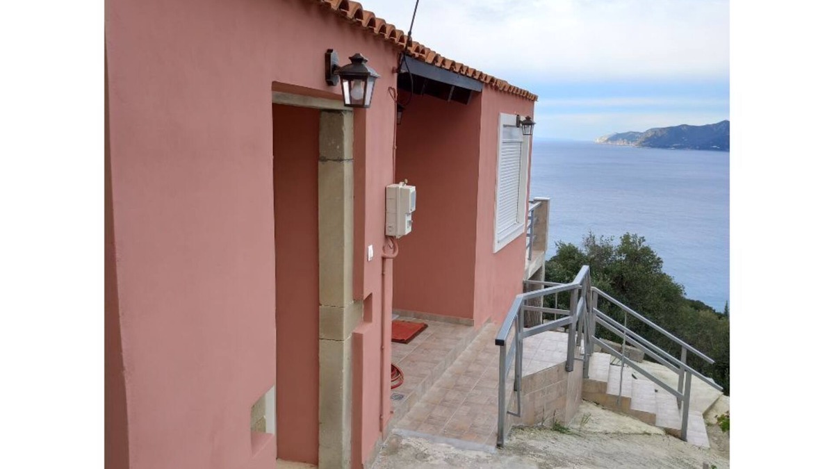 Pentati House | Vacation Home "Pantheon House" with Sea View, Balcony & Wi-Fi