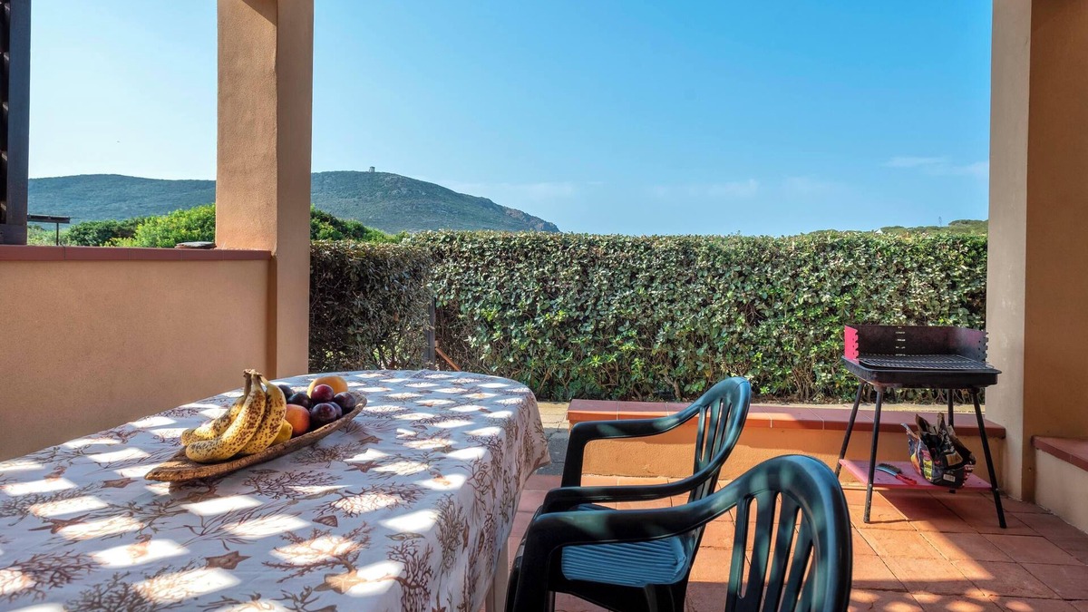 La Pelosa House | Vacation Home "Pergola 706" a few meters from the Beach with A/C & Private Terrace
