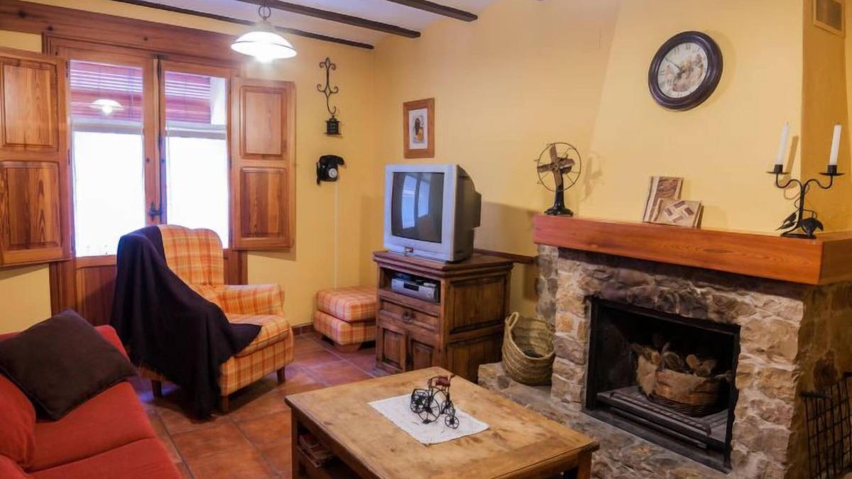 Cabanes House | Vacation home Rosa by Interhome
