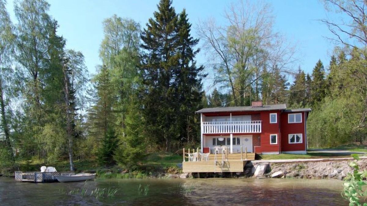Hallefors Municipality House | Vacation home Sångensnäs Sjöstugan (VML117) in Järnboås - 5 persons, 2 bedrooms