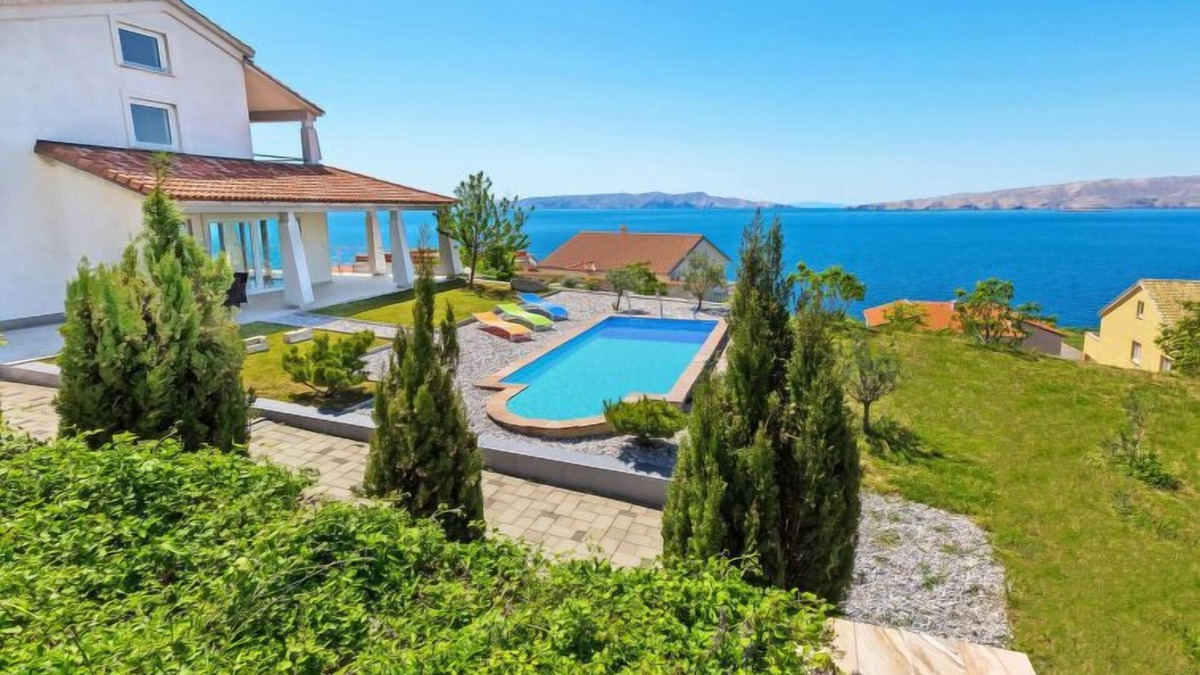 Vratarusa House | Vacation home Senj by Interhome