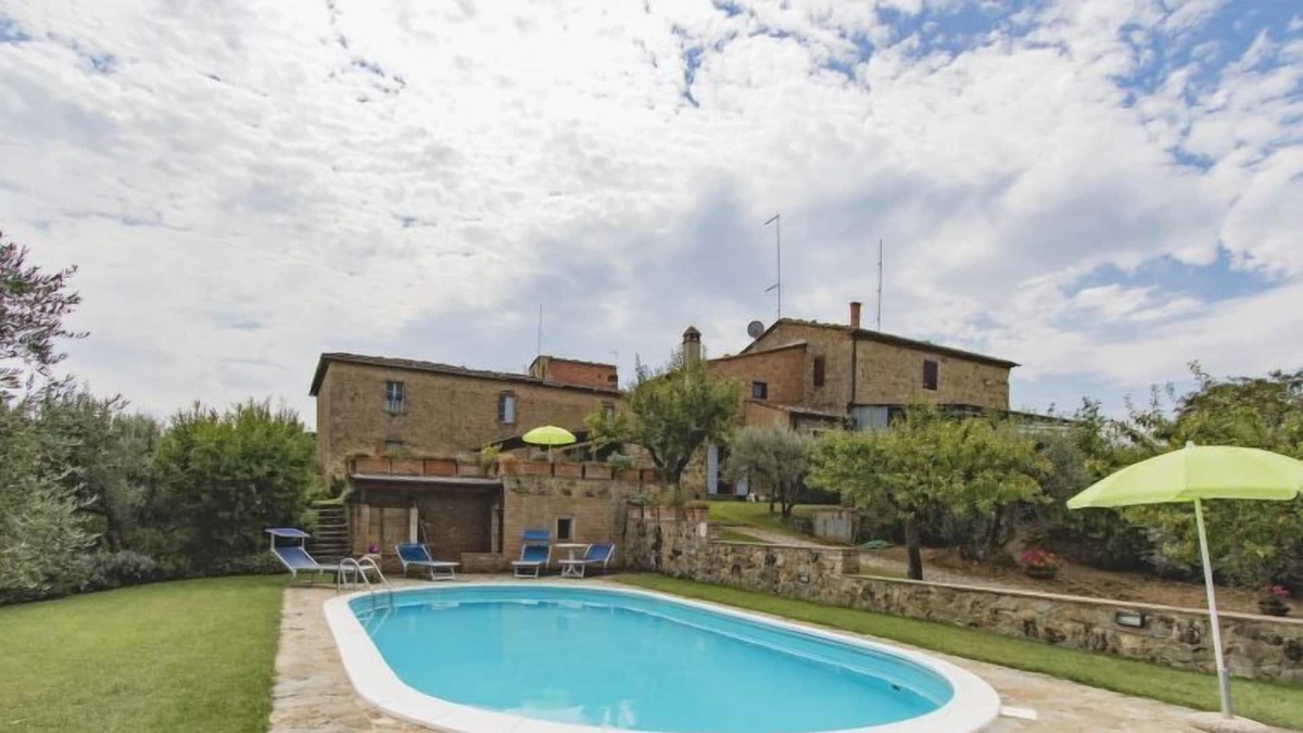 Sinalunga House | Vacation home Silvio in Sinalunga - 5 persons, 3 bedrooms