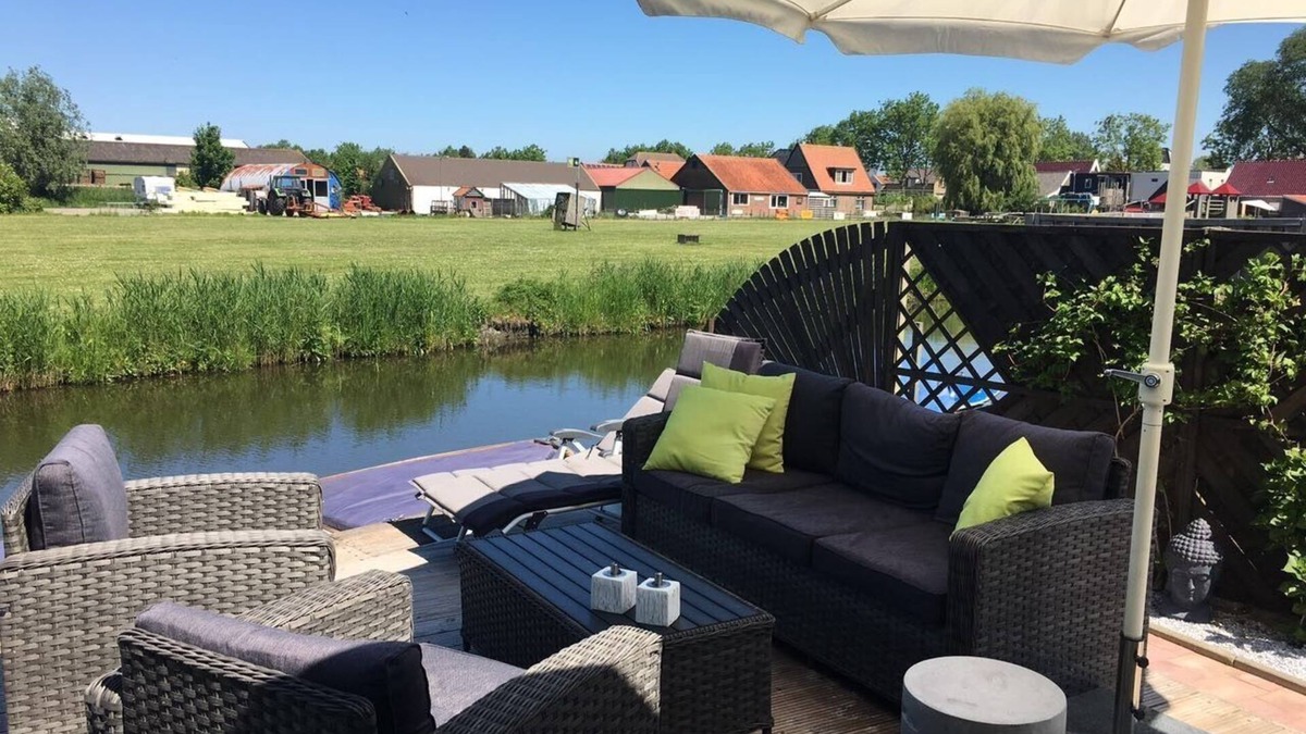 Onderdijk House | Vacation home St.Pauli with water access(pet friendly)
