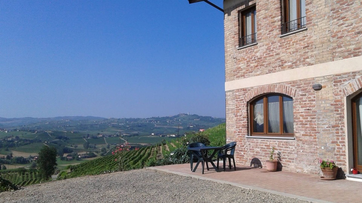 Agliano Terme House | Vacation Home Sweet Dreams