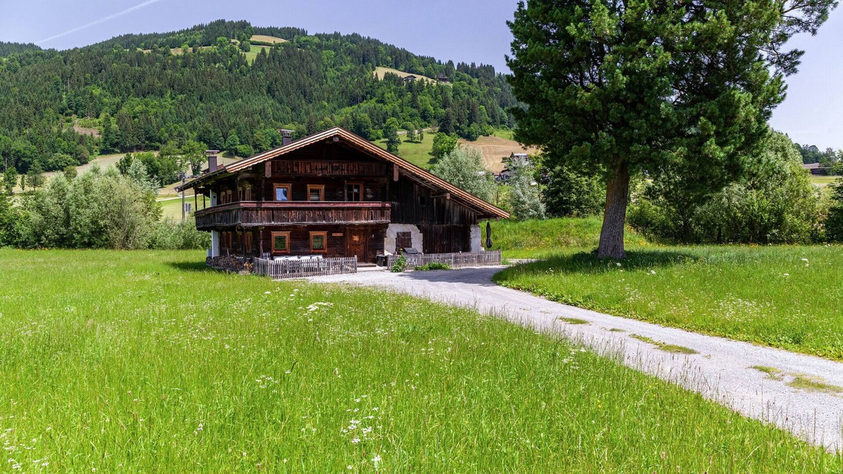 Westendorf House | Vacation Home "The Farm" with Mountain View, Private Terrace & Wi-Fi