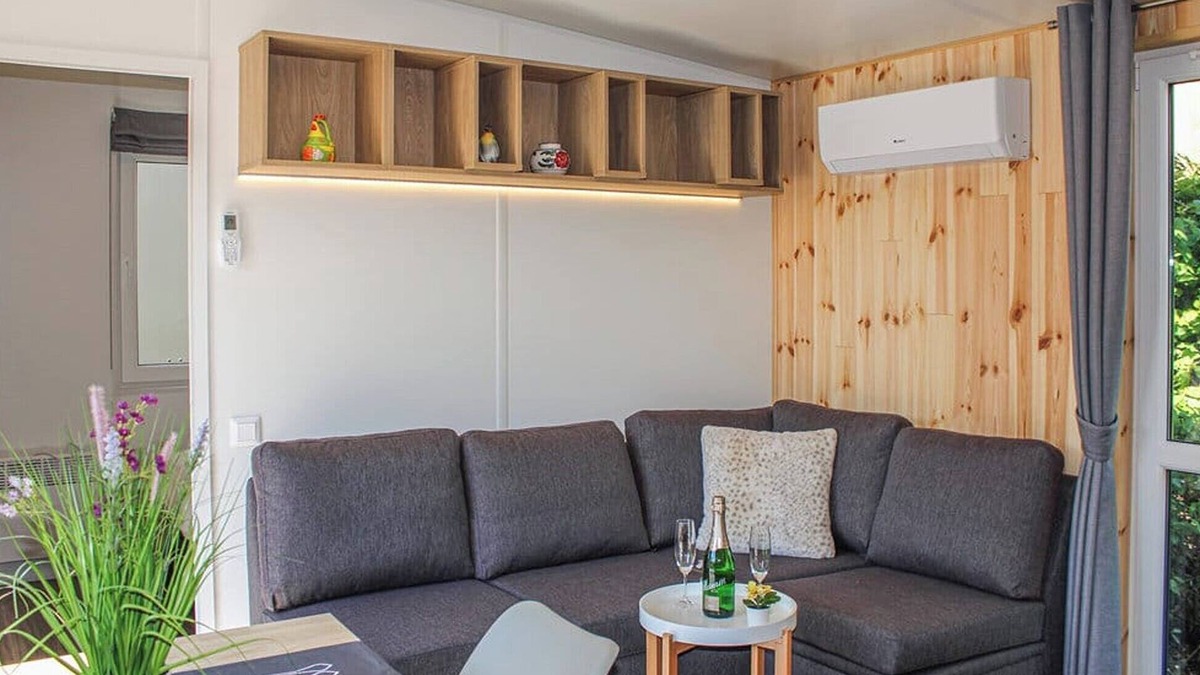 Wemding House | Vacation Home "Tiny House Lohse" with Private Terrace & Wi-Fi